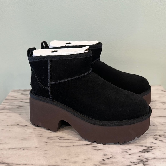 UGG Shoes - NEW UGG Women's Classic Ultra Mini New Heights Black 7